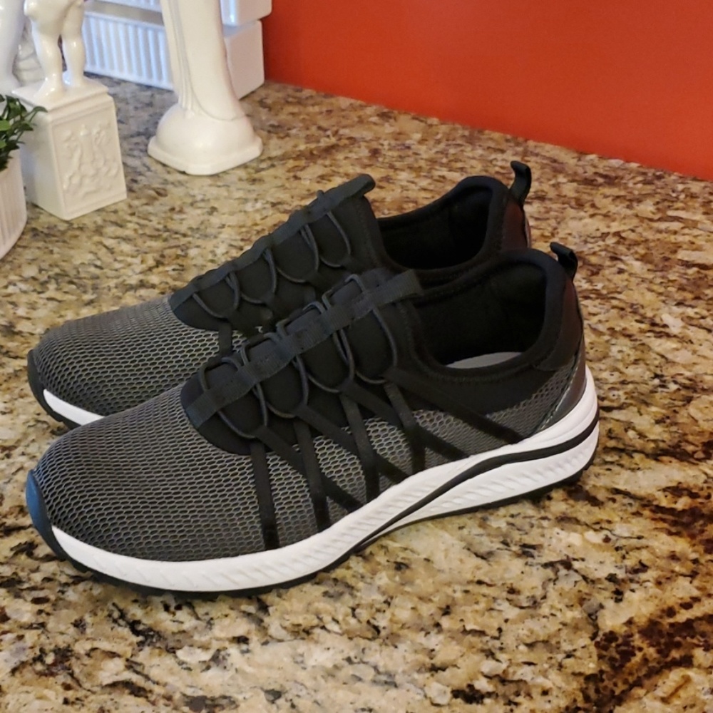 Easy~Spirit Harper Shoes